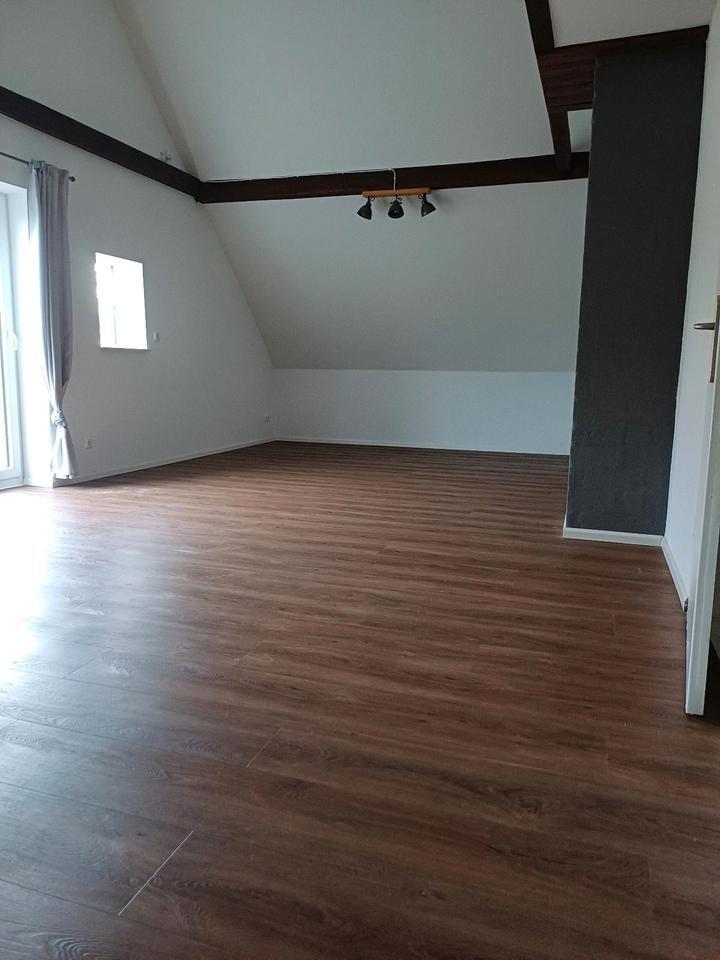 Schöne 3 Zimmer Wohnung zimmer