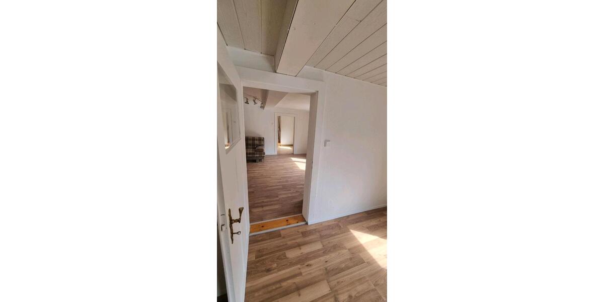 Einfamilienhaus Pausa-Mühltroff Mühltroff - 5 Zimmer, 145 m&sup2;, 1.100&euro; | Angebot:26286416