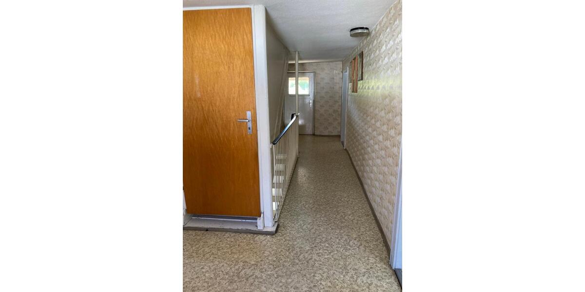 Einfamilienhaus Osterhofen - 5 Zimmer, 140 m&sup2;, 179.000&euro; | Angebot:26087712