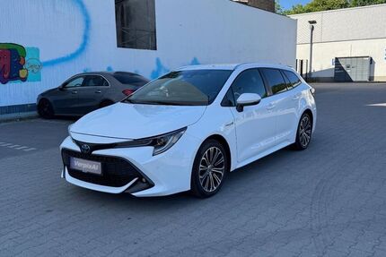Toyota Corolla 64.000 km 22.850 &euro; Berlin 13158