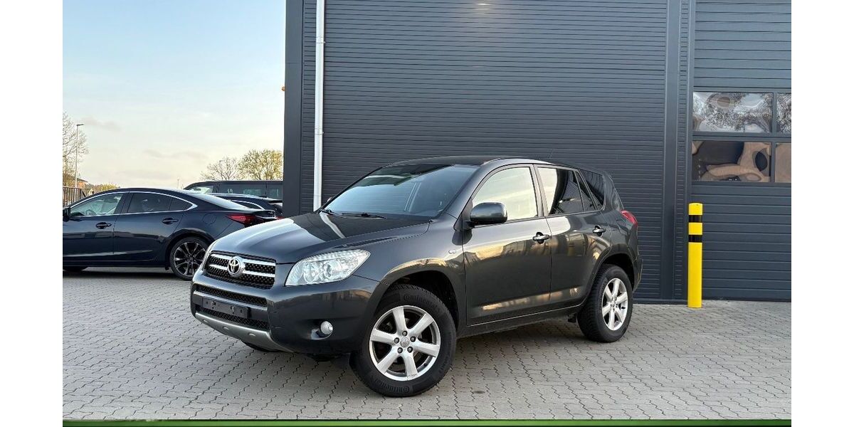 Toyota RAV 4 196.000 km 7.990 &euro; Ellerau 25479