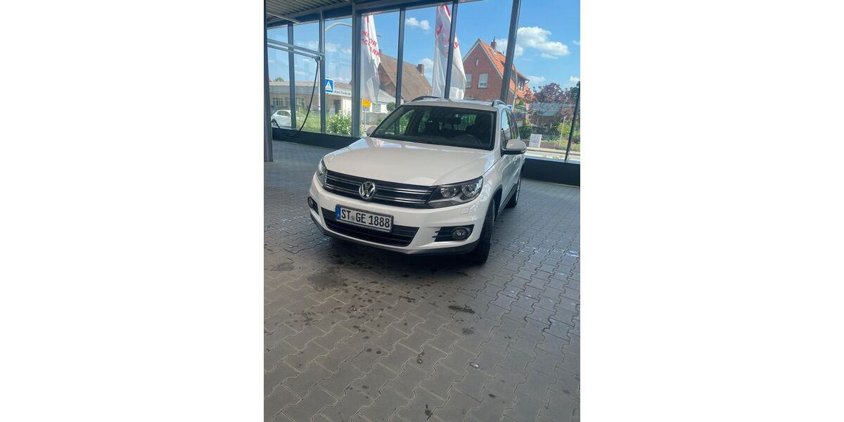 VW Tiguan 128.000 km 9.900 &euro; Ibbenbüren 49477