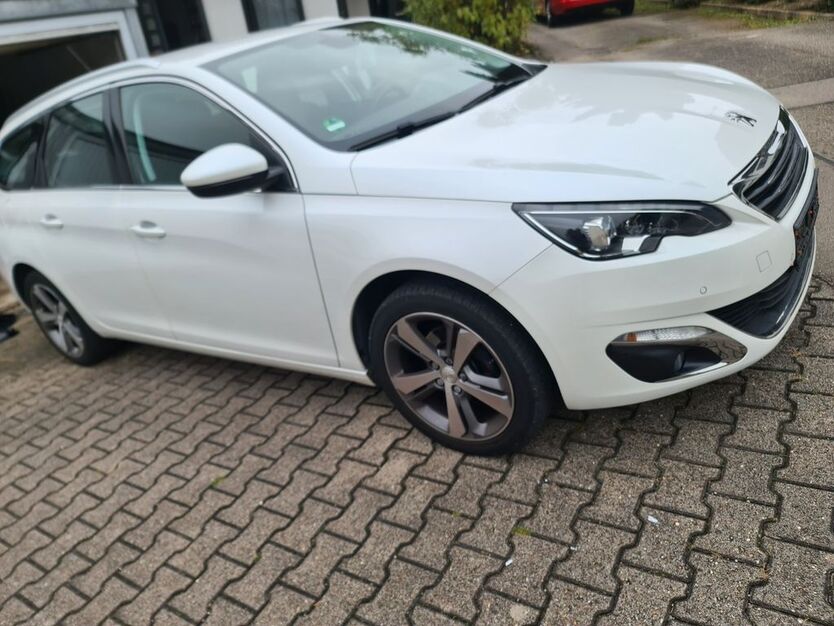 Peugeot 308 113.000 km 7.200 € Haiterbach 72221