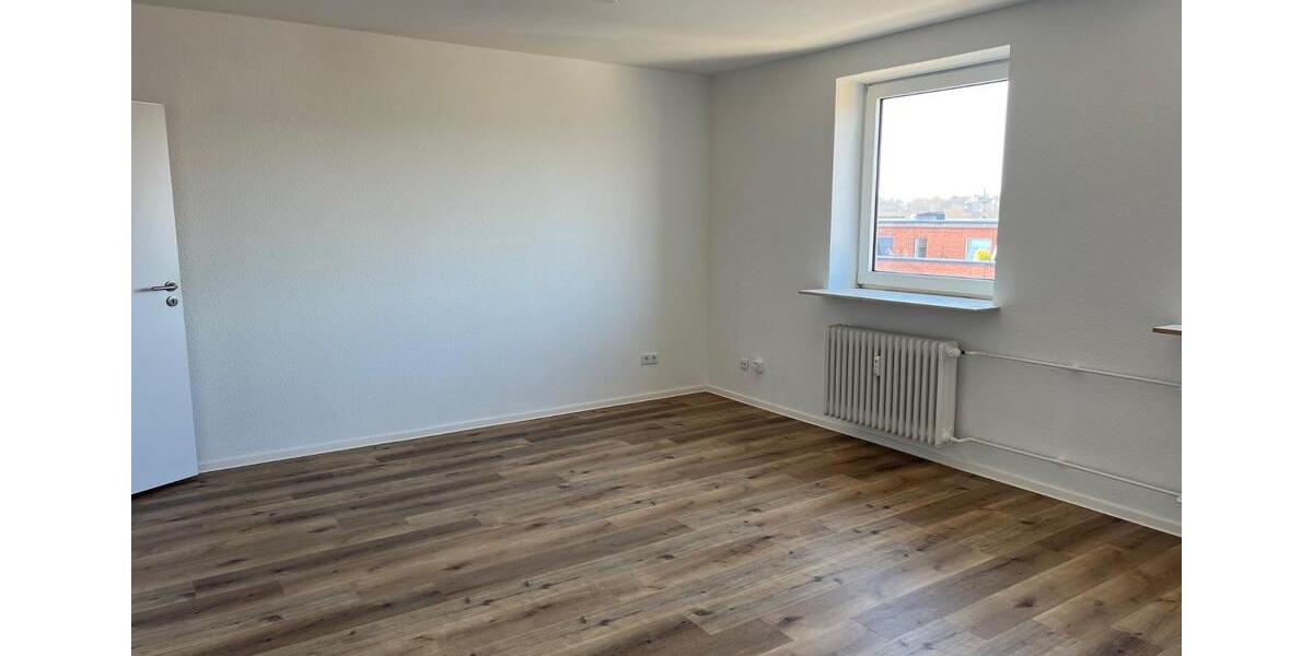 Etagenwohnung Tastrup - 3 Zimmer, 100 m&sup2;, 668&euro; | Angebot:25789708