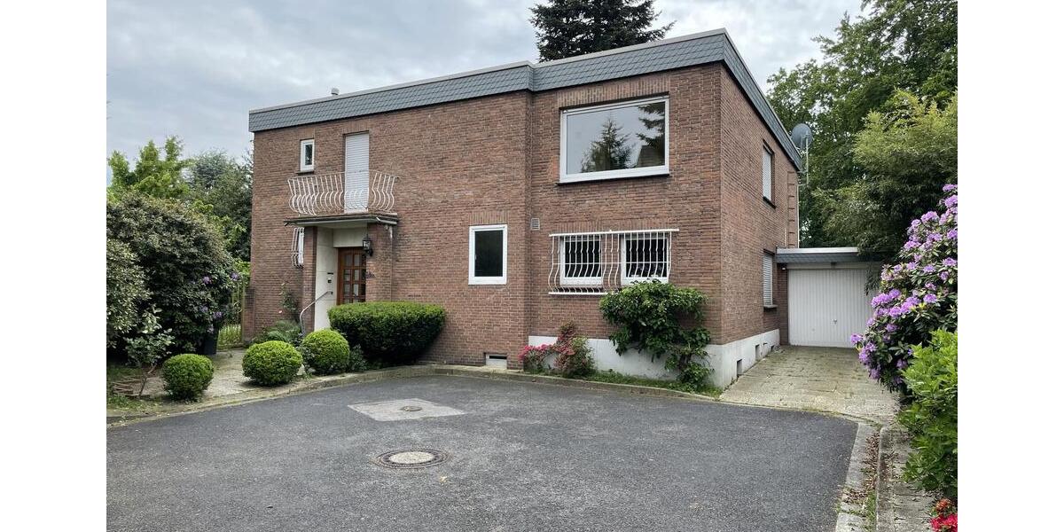 Einfamilienhaus Duisburg Hochheide - 5.5 Zimmer, 191 m&sup2;, 1.900&euro; | Angebot:25324891