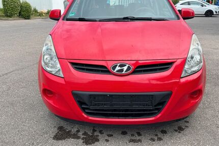 Hyundai i20 190.445 km 1.990 &euro; Augsburg 86167