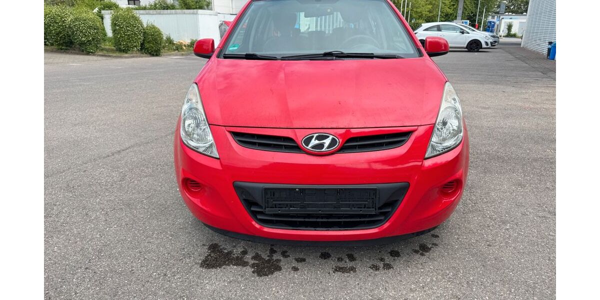 Hyundai i20 190.445 km 1.990 &euro; Augsburg 86167
