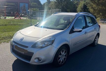 Renault Clio 187.000 km 3.749 &euro; Velten 16727