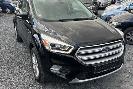 Ford Kuga 180.000 km 6.700 &euro; Fürth 90763