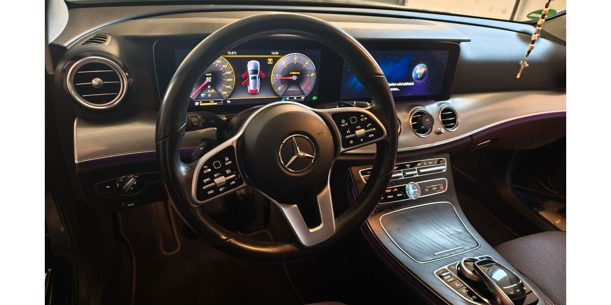 Mercedes-Benz E 200 98.000 km 26.900 &euro; Grünberg 35305