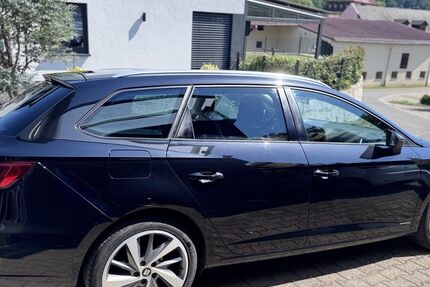 Seat Leon 108.706 km 11.200 &euro; Königsberg 97486