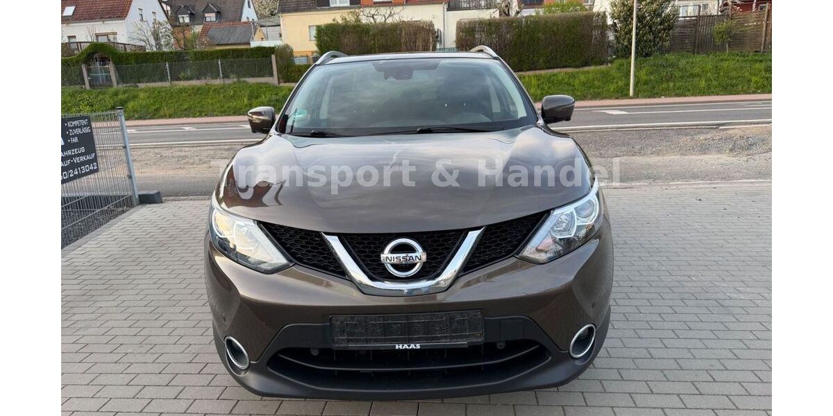 Nissan Qashqai 158.000 km 11.700 &euro; Gelnhausen-Roth 63571