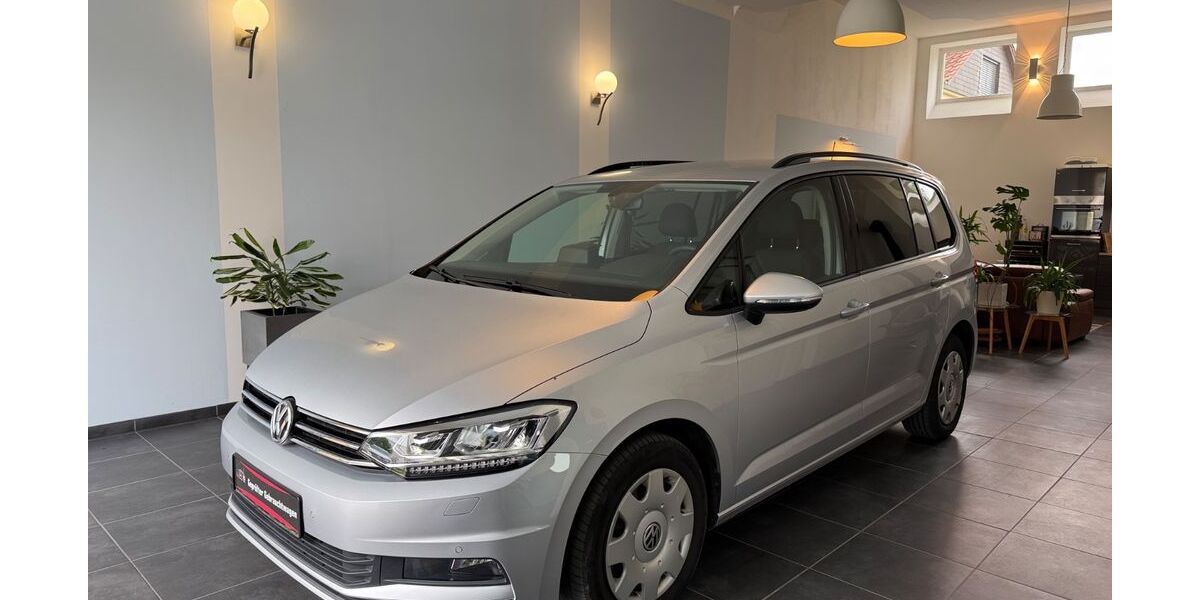 VW Touran 90.377 km 18.899 &euro; Gera 07552