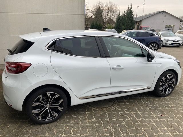 Clio