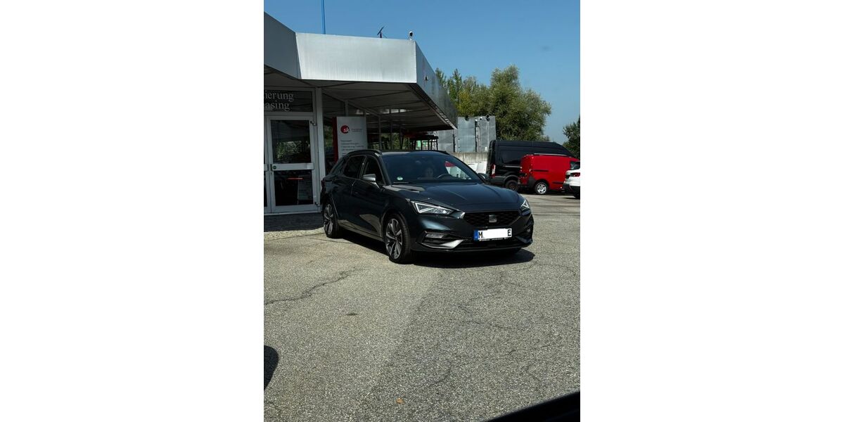 Seat Leon 73.500 km 22.900 &euro; München 80804