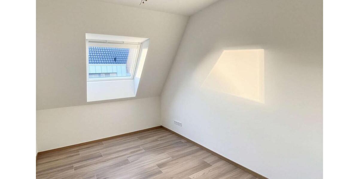 Dachgeschoßwohnung Wurster Nordseeküste - 3 Zimmer, 67 m&sup2;, 871&euro; | Angebot:26567272