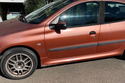 Peugeot 206 175.455 km 875 € Steinheim 71711