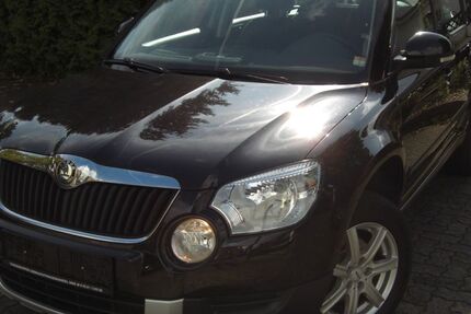 Skoda Yeti 118.000 km 8.400 € Neumünster 24536