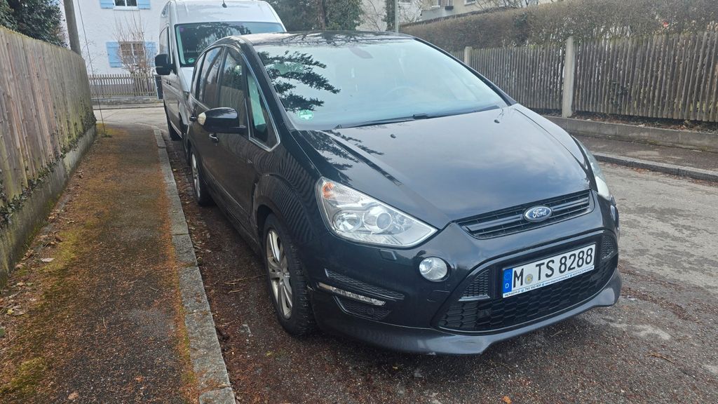 Ford S-Max 298.000 km 4.599 &euro; Munchen 81671