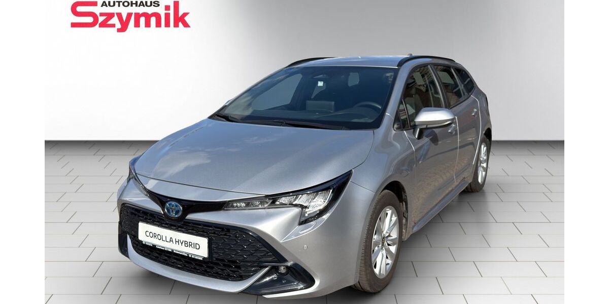 Toyota Corolla 16.395 km 24.960 &euro; Wedemark 30900