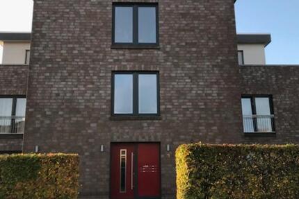 Haus Nordenham - 3 Zimmer, 140 m&sup2;, 1.400&euro; | Angebot:25102902