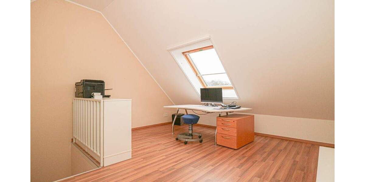 Mehrfamilienhaus, Wohnhaus Neuss / Rosellen Rosellen - 4 Zimmer, 110 m&sup2;, 460.000&euro; | Angebot:24726293