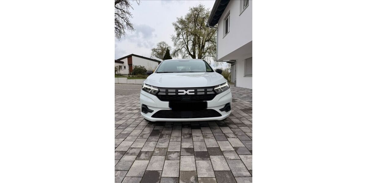 Dacia Sandero 26.000 km 12.500 &euro; Obersontheim 74423