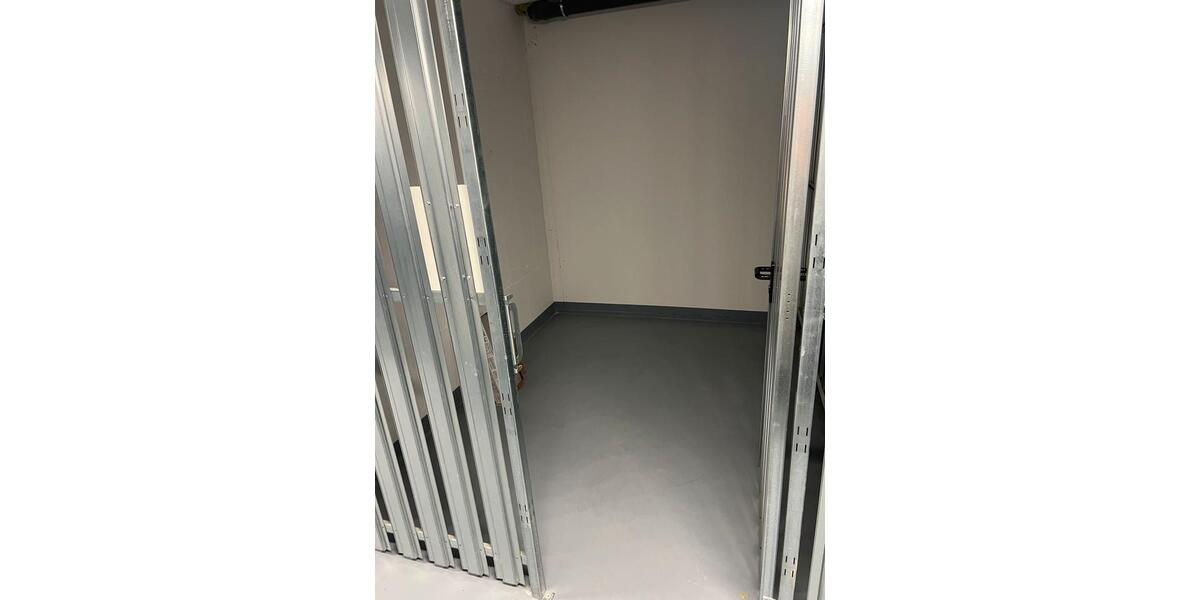 Erdgeschoßwohnung Lüneburg Ebensberg - 3 Zimmer, 104 m&sup2;, 1.966&euro; | Angebot:25638993