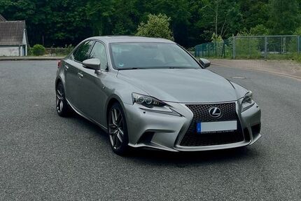 Lexus IS 300