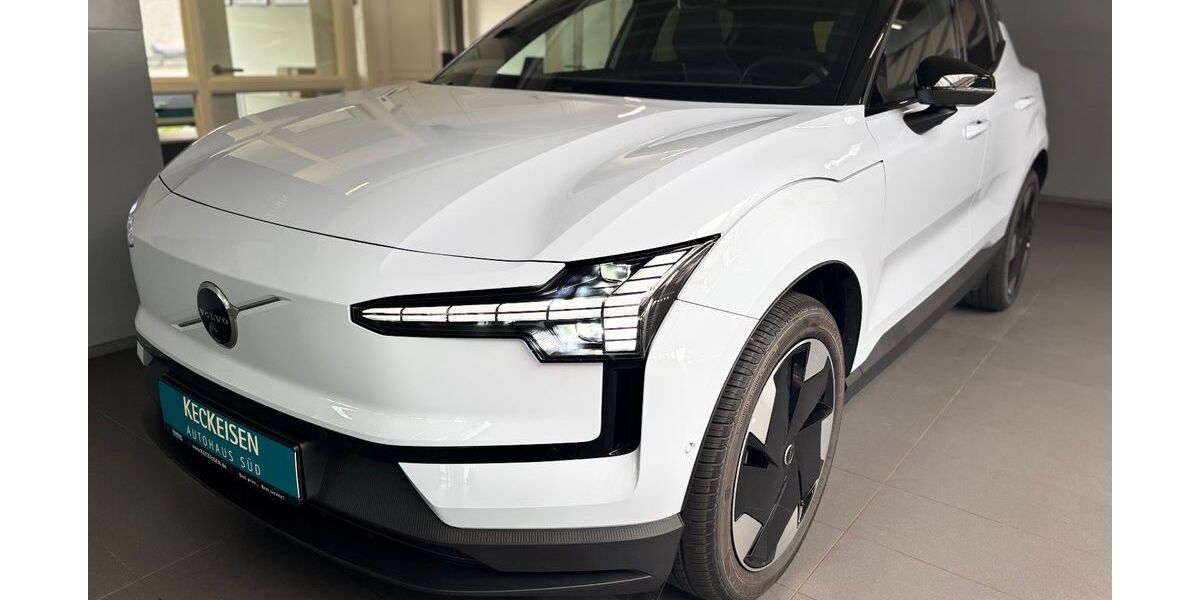 Volvo EX30 4.150 km 37.990 € Memmingen 87700