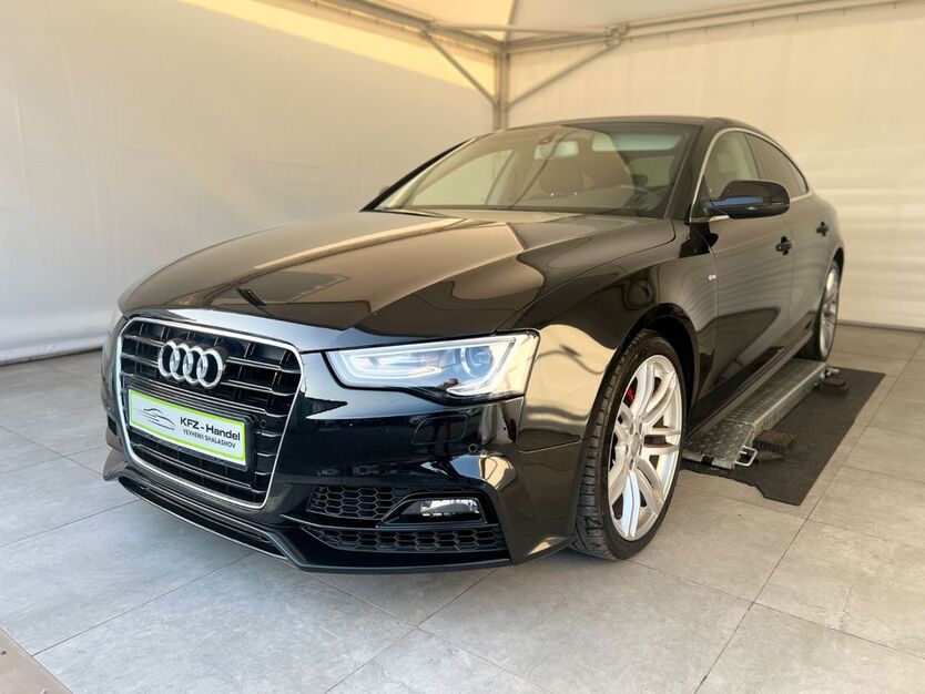 Audi A5 90.000 km 17.890 € Dresden 01067
