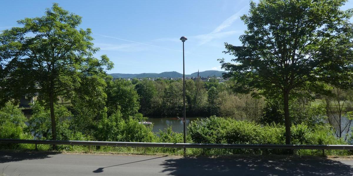 Top Lage- Baugrundstück mit herrlichem Saarblick in zentraler Lage von Saarburg - Grundstück Saarburg | Angebot:22052795