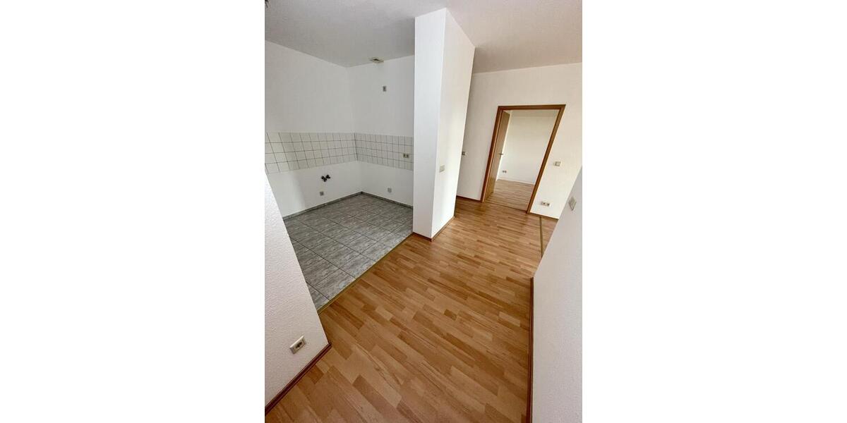 Schicke Wohnung mit Balkon und Aufzug nahe dem Stadtzentrum in ruhiger Lage! - Dachgeschoßwohnung Gera Ostviertel | Angebot:26994115