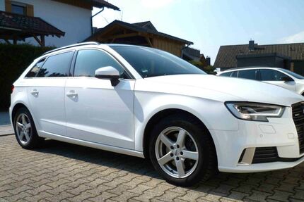 Audi A3 143.000 km 17.500 &euro; Büchlberg 94124