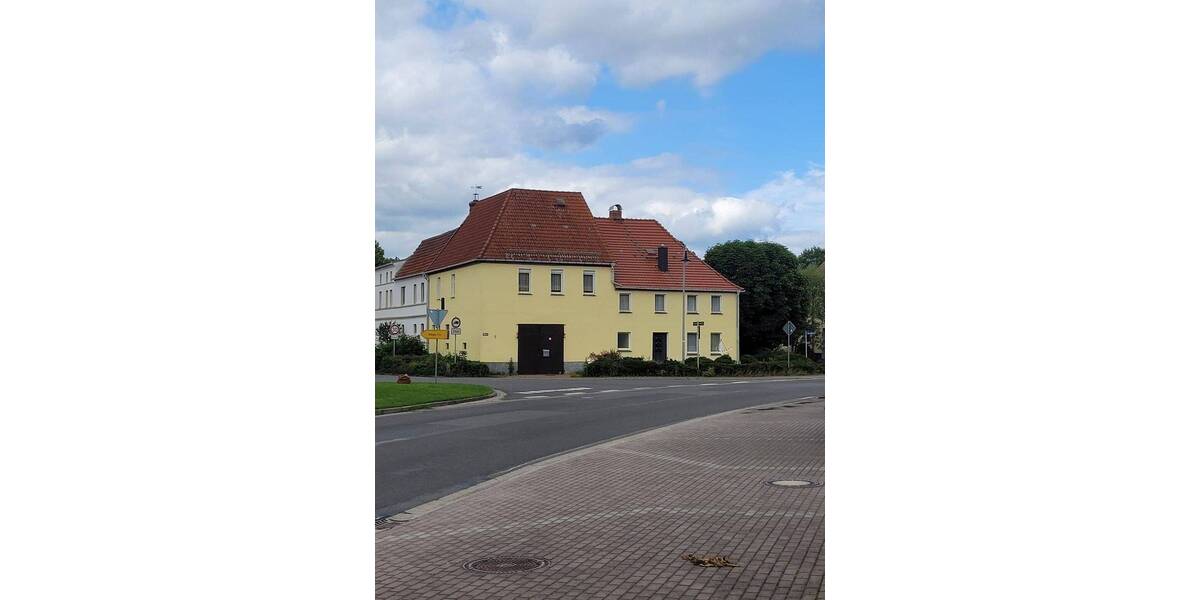 Einfamilienhaus Wahrenbrück Wahrenbrück - 8 Zimmer, 122 m&sup2;, 59.000&euro; | Angebot:25685885