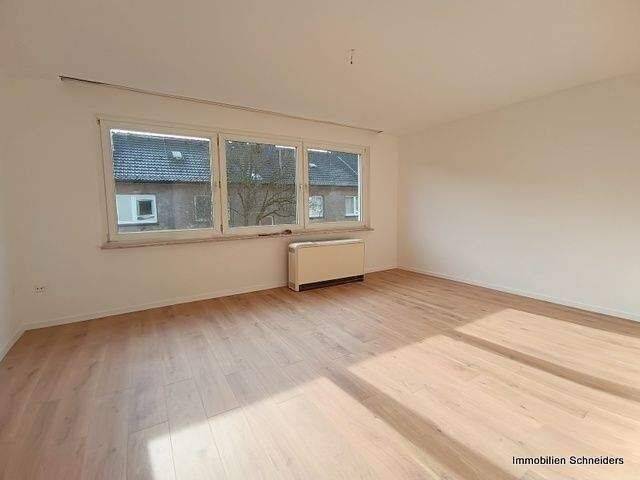 Etagenwohnung Duisburg Untermeiderich - 2 Zimmer, 61 m&sup2;, 500&euro; | Angebot:26815953