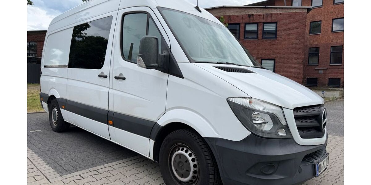 Mercedes-Benz Sprinter 155.000 km 17.800 &euro; Hamburg 20539