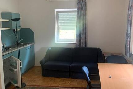 Möbliertes 1-Zimmer-Appartement mit Küchenzeile in sehr gepflegter Wohnanlage