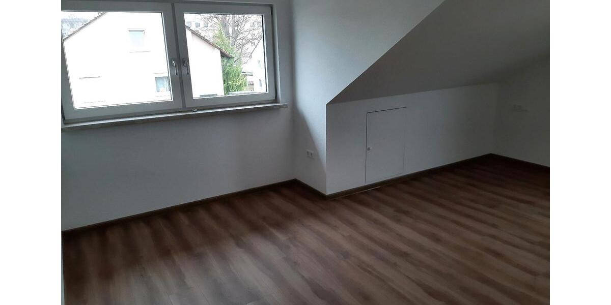 Dachgeschoßwohnung Heilbronn Böckingen - 2 Zimmer, 56 m&sup2;, 820&euro; | Angebot:25995004