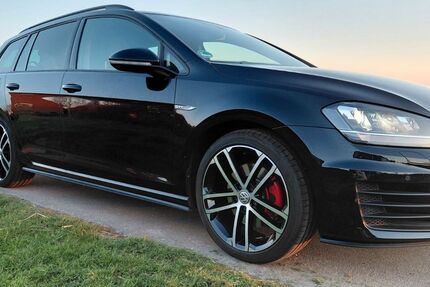 VW Golf 134.000 km 12.999 &euro; Euskirchen 53881