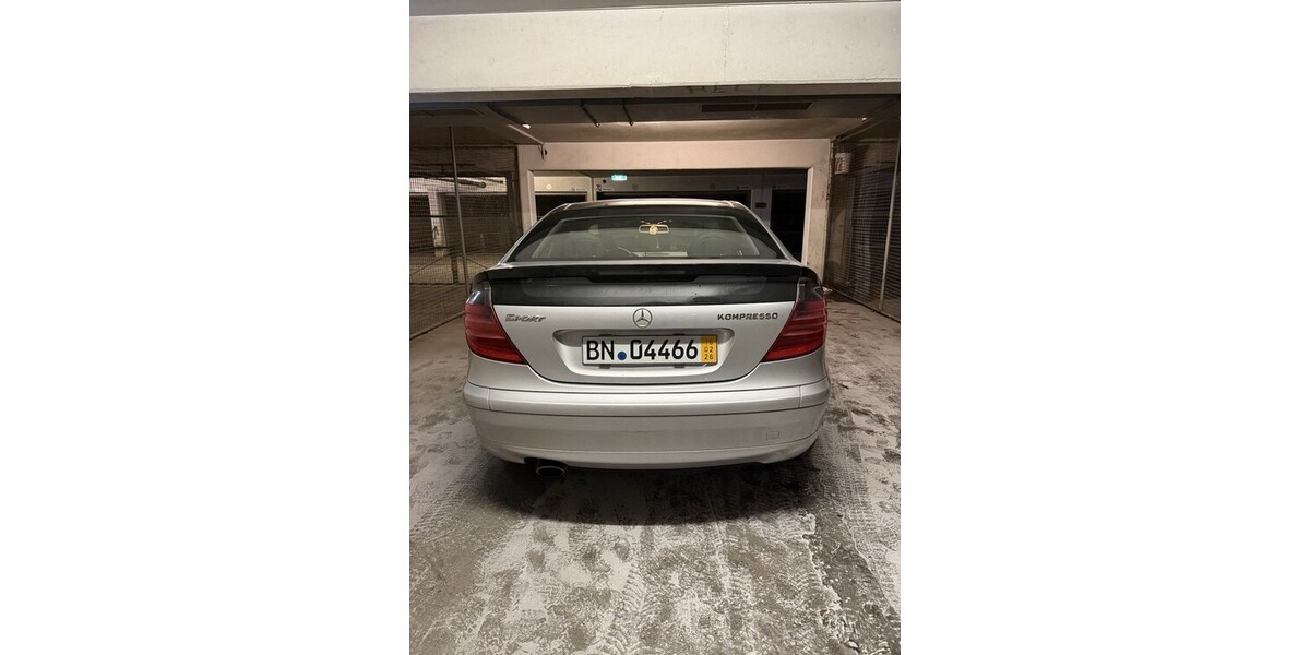 Mercedes-Benz C230 Kompressor 198.000 km 2.390 &euro; Bonn 53111