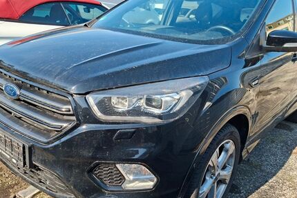 Ford Kuga 152.000 km 10.999 &euro; Schwaig 90571