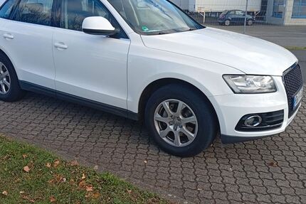 Audi Q5 221.500 km 9.900 &euro; Hanau 63452