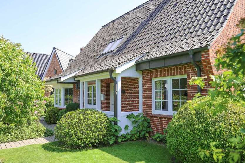 Haus zum Kaufen in Sankt Peter-Ording 995.000 € 156.69 m²