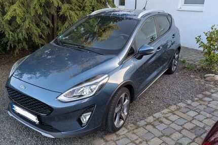 Ford Fiesta 93.600 km 9.000 &euro; Geilenkirchen 52511
