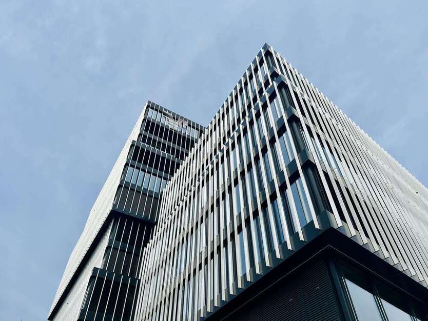 Büro in Freiburg 1.993 € 106.59 m²