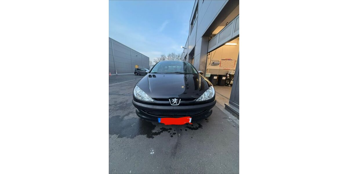 Peugeot 206 230.000 km 1.100 &euro; Hanau 63452