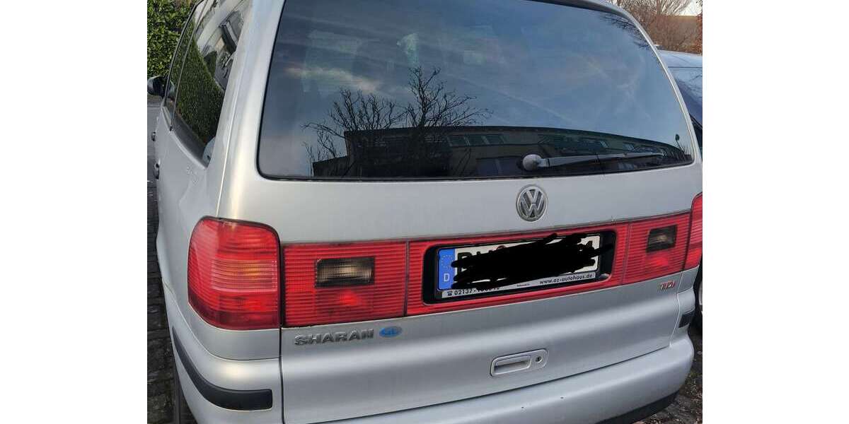 VW Sharan 273.000 km 2.500 &euro; Bonn 53127