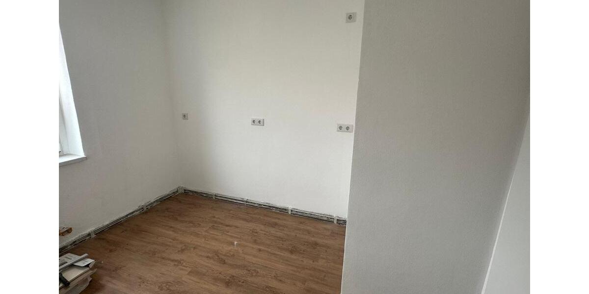 Schöne helle 4-Raumwohnung in der Innenstadt von Eisleben zu vermieten zimmer