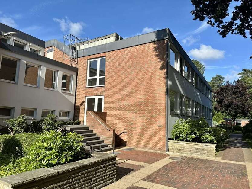 Büro in Wedel 1.110 € 111 m²